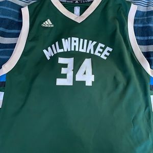 Giannis Antetokounmpo vintage jersey